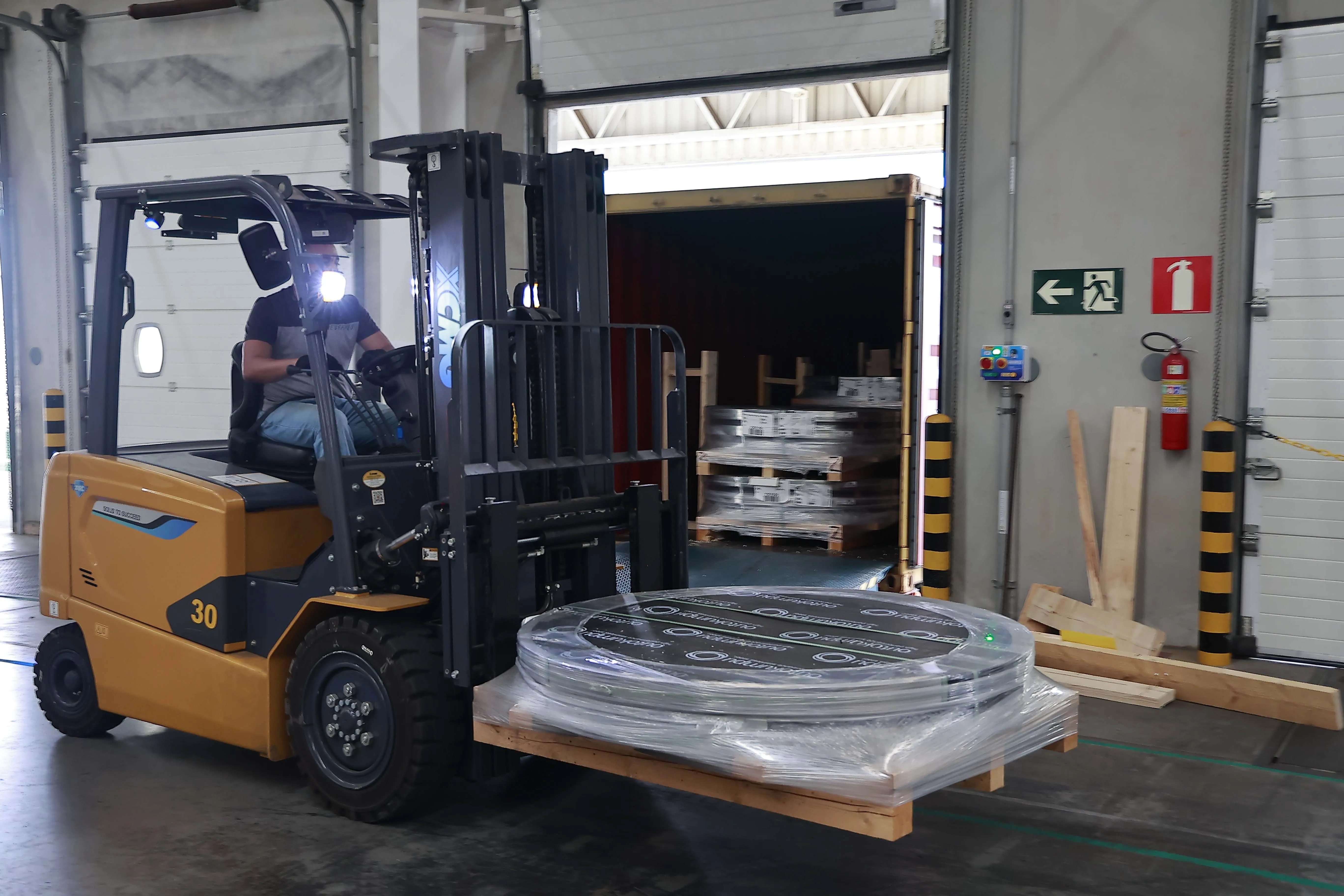 XCMG Official Electric Forklift 3 Ton Xcb30-C Small Forklift Truck with High Performance